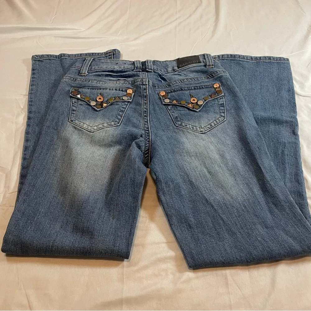 Zana Di stylish flare